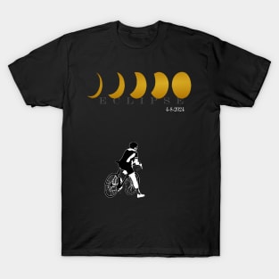 Eclipse Solar Total 2024 en bicicleta en buen tiempo T-Shirt